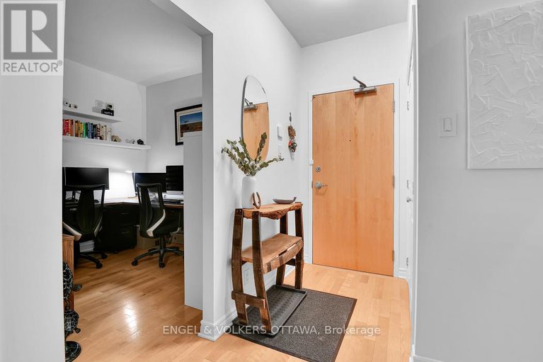 28934995/115-205-bolton-street/lower-townbyward-market/ottawa/ontario/K1N1K7_4