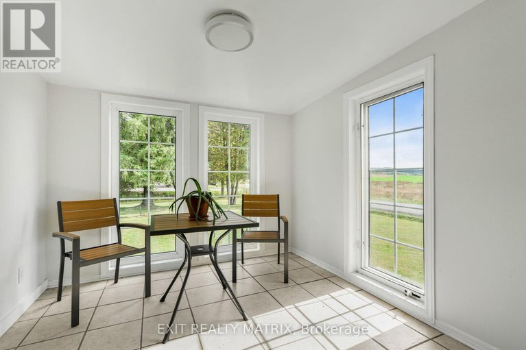 28913280/1895-clark-road/clarencerockland-twp/clarence-rockland/ontario/K4K1K7_13