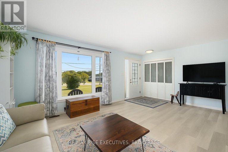 28853432/187-jodi-lane/drummondnorth-elmsley-north-elmsley-twp/drummondnorth-elmsley/ontario/K7H3C7_6