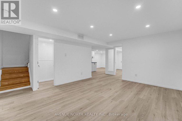 29622696/945-cahill-drive-w/hunt-club/ottawa/ontario/K1V2C3_37