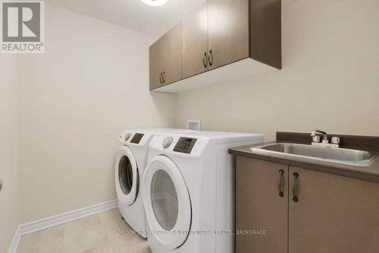 29090696/281-brambling-way/half-moon-bay/ottawa/ontario/K2J6E3_36