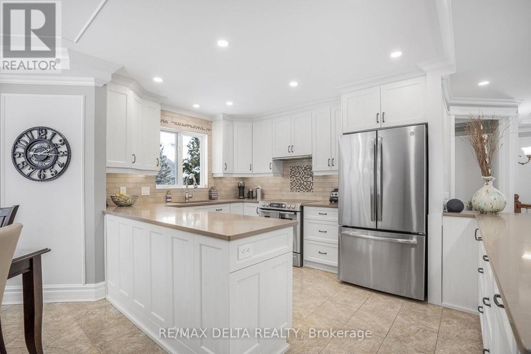 29665942/1819-baseline-road/clarencerockland-twp/clarence-rockland/ontario/K0A1N0_22