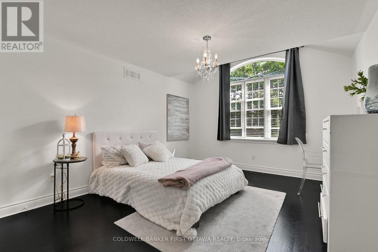 28797063/18-cypress-gardens/stittsville-south/ottawa/ontario/K2S1W6_27