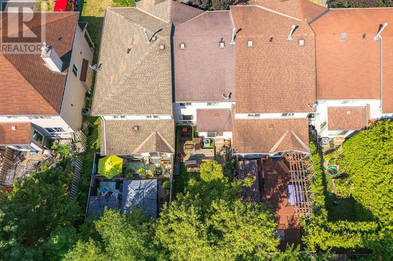 29118047/313-stoneway-drive/barrhaven-east/ottawa/ontario/K2G6E7_31