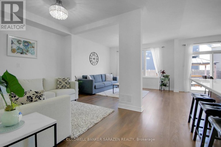 29123804/652-decoeur-drive/avalon-west/ottawa/ontario/K4A1G4_14