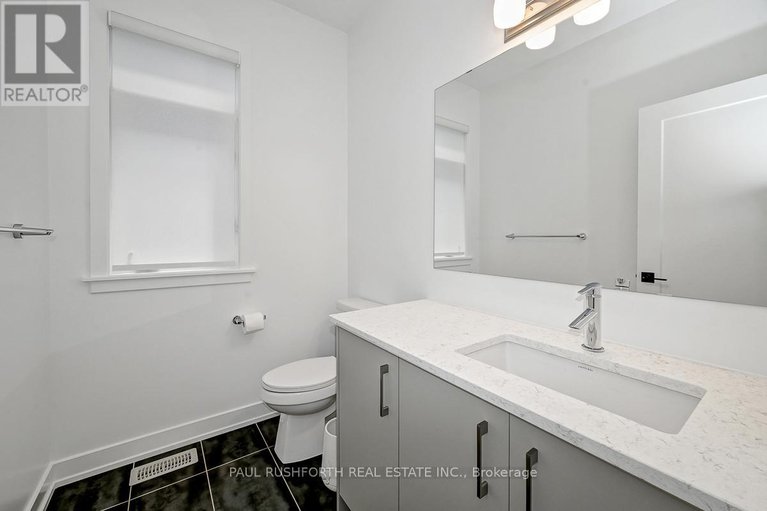 28592646/568-knotridge-street/mer-bleuebradley-estatesanderson-park/ottawa/ontario/K1W0M2_17
