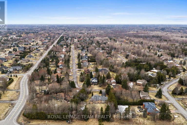 29629893/6584-harvest-grove-drive/greely/ottawa/ontario/K4P1E9_48