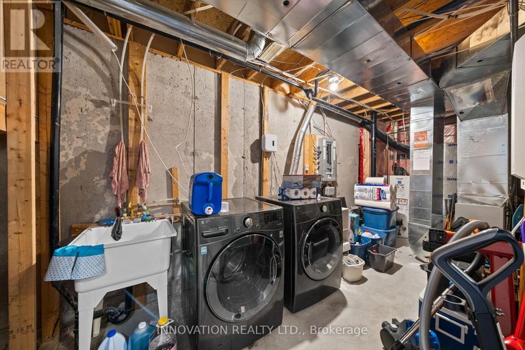 29615083/1287-klondike-road/morgans-grantsouth-march/ottawa/ontario/K2W1E2_30