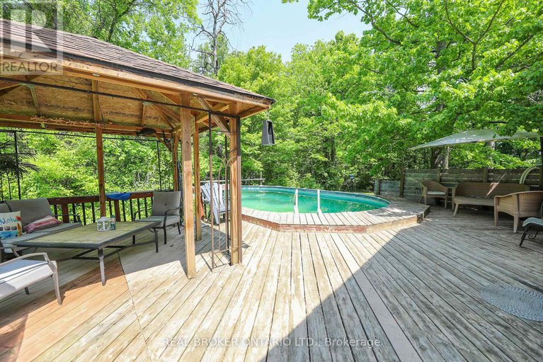 28422588/30-kingfisher-crescent/north-grenville-twp-kemptville-east/north-grenville/ontario/K0G1J0_29
