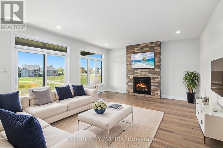 28975746/1311-fribourg-street/embrun/russell/ontario/K0A1W0_8