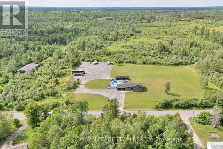 28504851/883-craig-road/north-grenville-twp-kemptville-south/north-grenville/ontario/K0G1S0_49