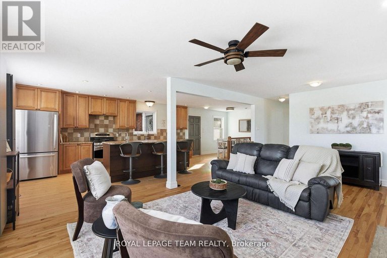 29629371/3246-elizabeth-street/osgoode/ottawa/ontario/K0A2W0_17