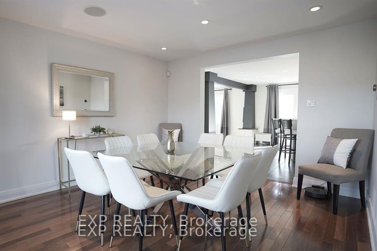 28643712/17-chesswood-court/pineglencountry-place/ottawa/ontario/K2E7E3_15