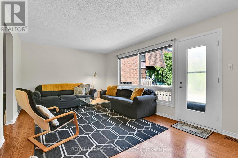 28610973/2280-cotters-crescent/windsor-park-village/ottawa/ontario/K1V8Y6_10