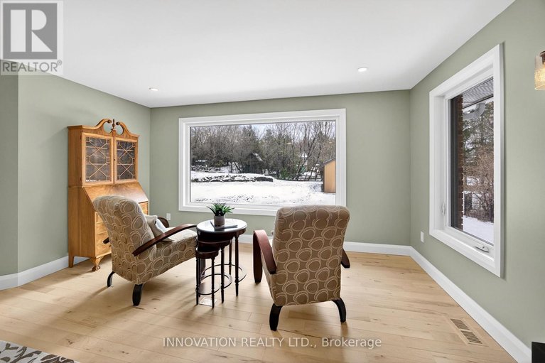 29537324/1056-heenan-terrace/manotick-long-island-nicholls-island/ottawa/ontario/K4M1J2_15