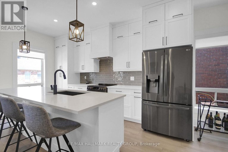28596627/128-126-128-prescott-street/kemptville/north-grenville/ontario/K0G1J0_16