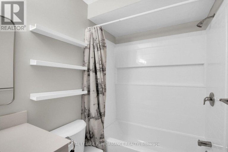 29466817/360-woodfield-drive/tanglewood/ottawa/ontario/K2G3W9_29