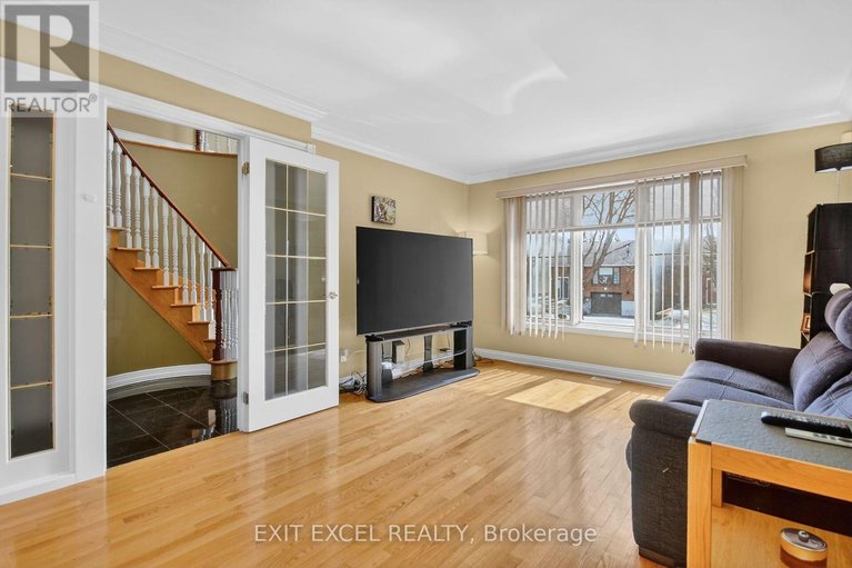 29577468/1093-b-normandy-cr-normandy-crescent/carleton-heights/ottawa/ontario/K2C0L9_13