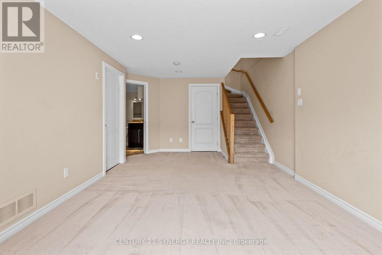 29575083/430-foxhall-way/bridlewood/ottawa/ontario/K2M0G1_31