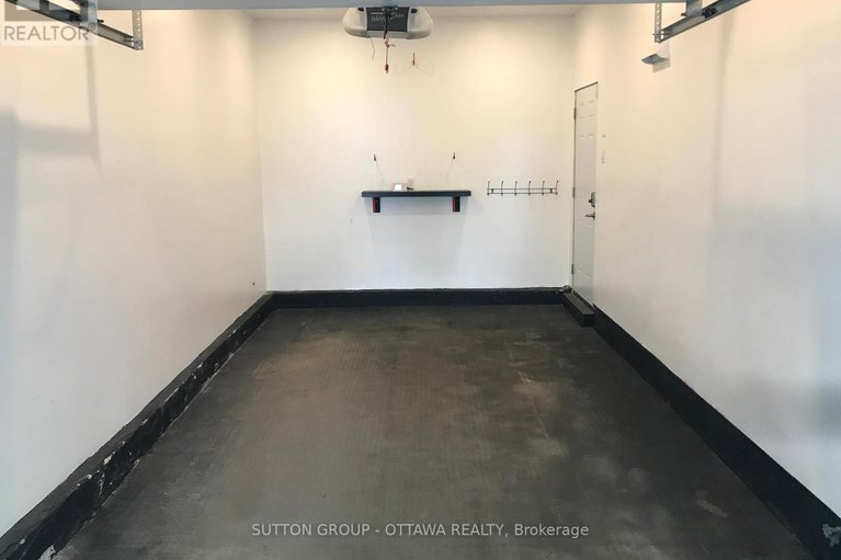 28916928/1000-adley-road-n/carson-grove/ottawa/ontario/K1J8B9_34