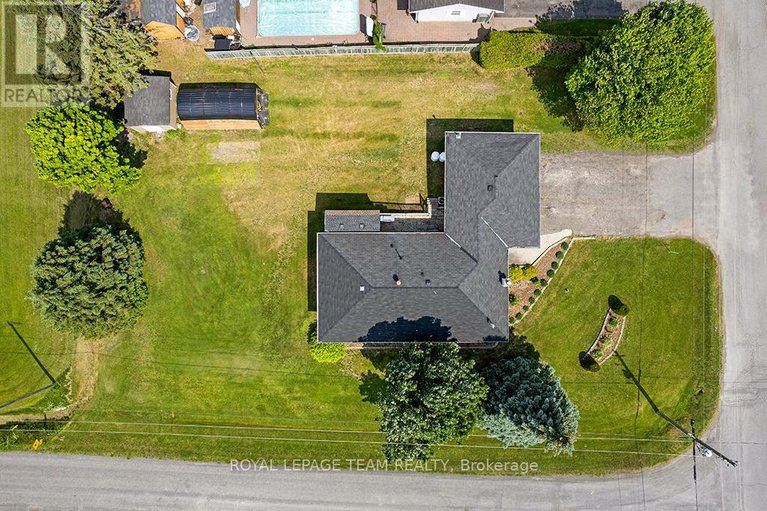 28473823/2244-simms-street/north-dundas-mountain-twp/north-dundas/ontario/K0E1S0_6