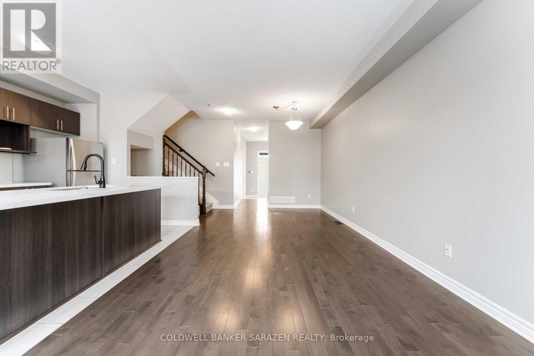 29266976/948-kilbirnie-drive/half-moon-bay/ottawa/ontario/K2J6G2_8