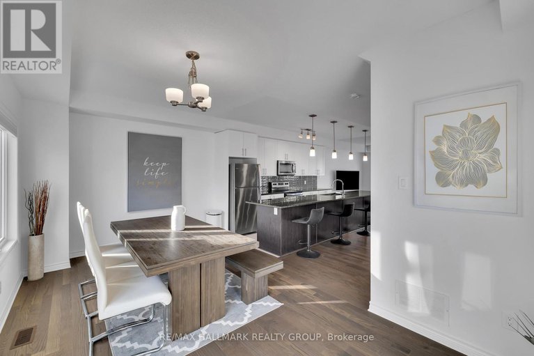 29294452/26-barn-swallow-private/riverside-southgloucester-glen/ottawa/ontario/K4M0H5_9