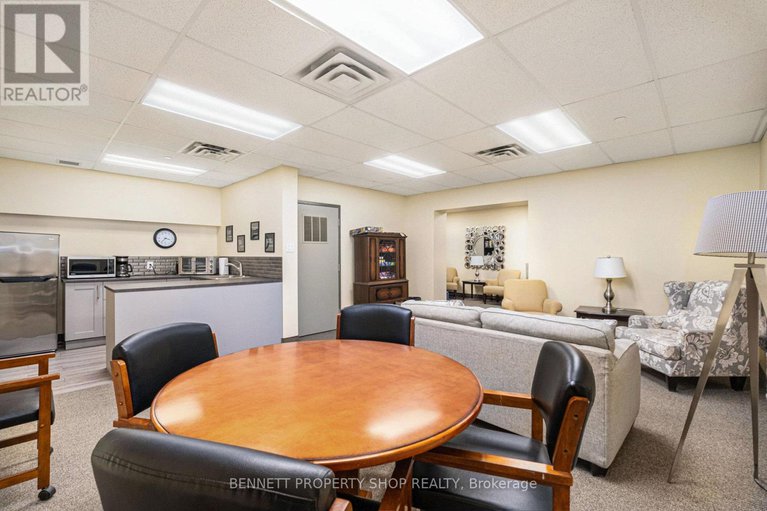 28488835/1201-2951-riverside-drive/mooneys-bayriverside-park/ottawa/ontario/K1V8W6_20