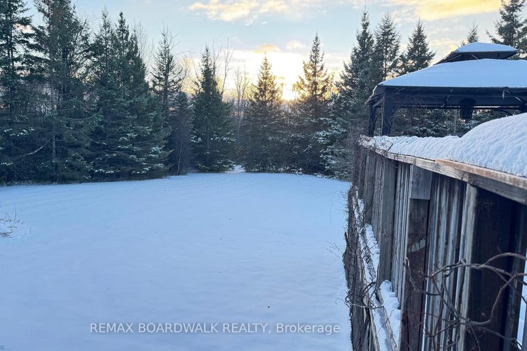 29165003/3042-dangerfield-road-w/north-grenville-twp-kemptville-south/north-grenville/ontario/K0G1J0_36