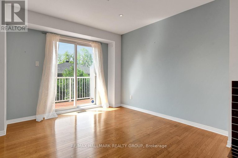 28576253/553-burleigh-private/cyrville/ottawa/ontario/K1J1J9_11