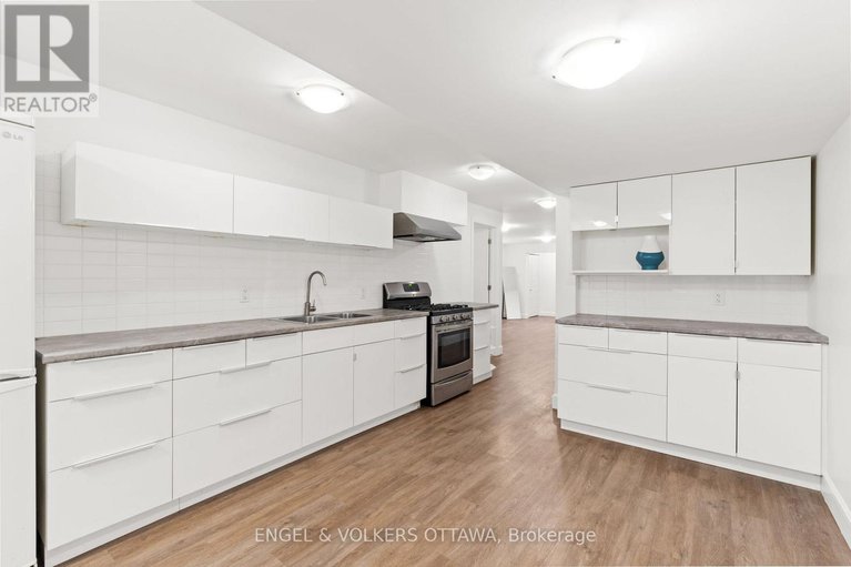 28371373/15-camwood-crescent/arlington-woods/ottawa/ontario/K2H7X1_36