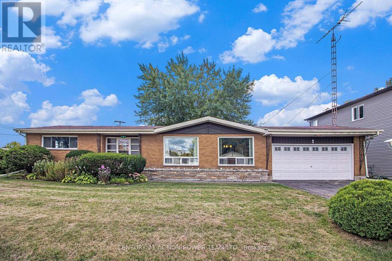 28840439/2-champagne-street/north-stormont-finch-twp/north-stormont/ontario/K0A1R0_2