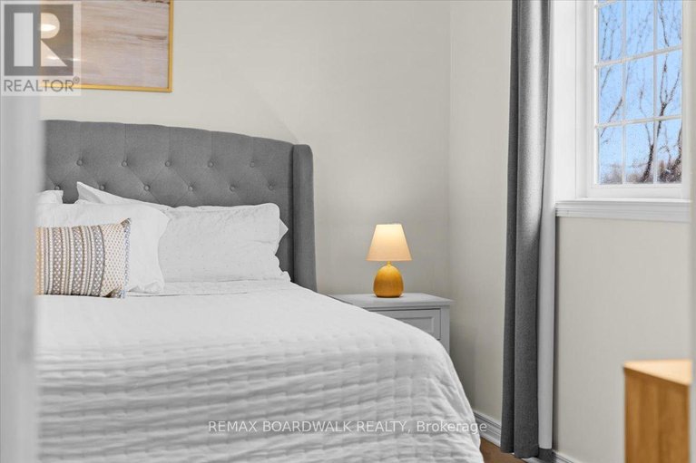 29673250/8044-craig-farm-drive/metcalfe/ottawa/ontario/K0A2P0_26