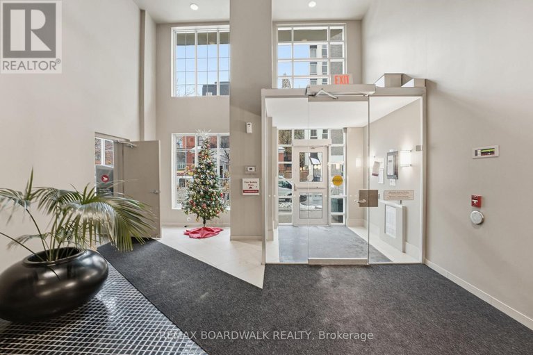 29237986/908-138-somerset-street-w/ottawa-centregolden-triangle/ottawa/ontario/K2P0A3_4