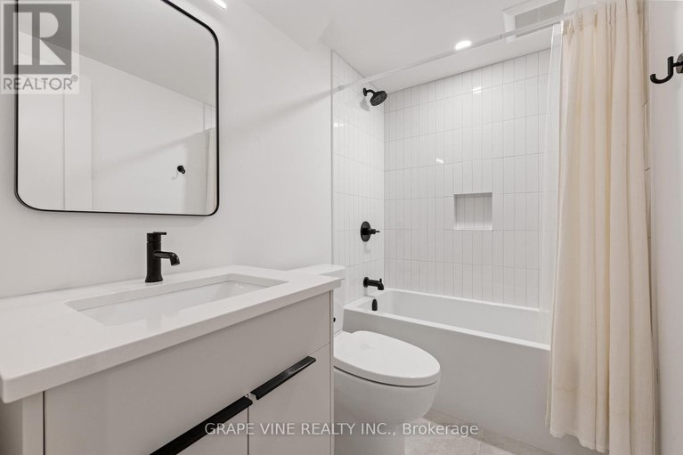 29295931/1108a-falaise-road/borden-farmstewart-farmcarleton-heightsparkwood-hills/ottawa/ontario/K2E6R2_39