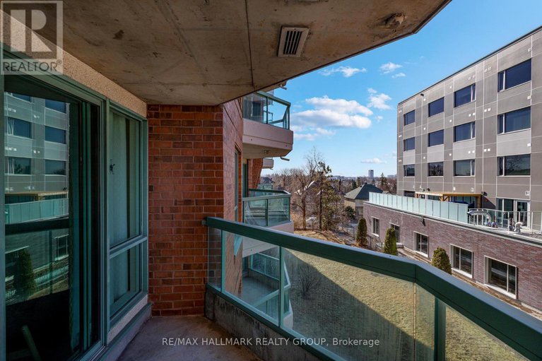 28655292/307-550-cambridge-street-s/west-centre-town/ottawa/ontario/K1S5N3_12