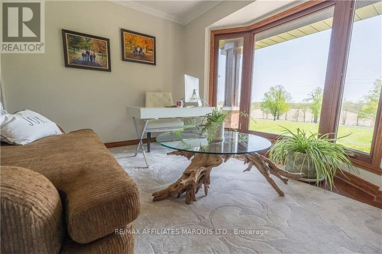 28325181/18521-county-road-19-road/south-glengarry-charlottenburgh-twp/south-glengarry/ontario/K0C2J0_18