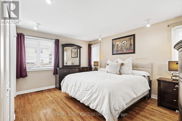 28814846/27-mayford-avenue/barrhaven-east/ottawa/ontario/K2G6A5_20