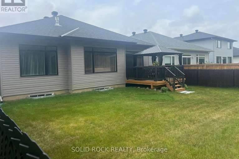 29198740/301-wood-avenue/smiths-falls/smiths-falls/ontario/K7A5H4_36