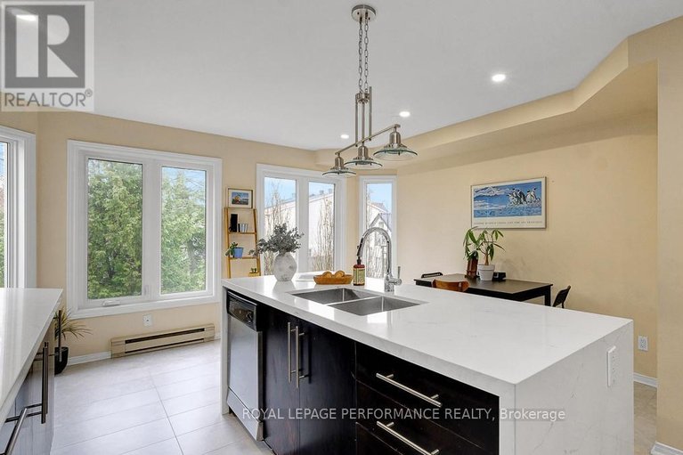 29619471/2d-4-columbus-avenue/overbrook/ottawa/ontario/K1K1R3_7