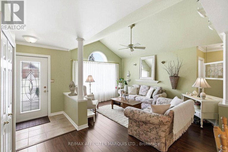 29381540/47-barnhart-drive/long-sault/south-stormont/ontario/K0C1P0_5