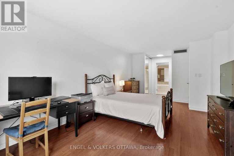 28824978/305-3105-carling-avenue/bayshore/ottawa/ontario/K2H5A6_24