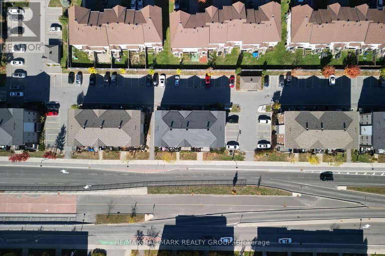 29080802/22-235-infusion-private/strandherd/ottawa/ontario/K2J5X2_36