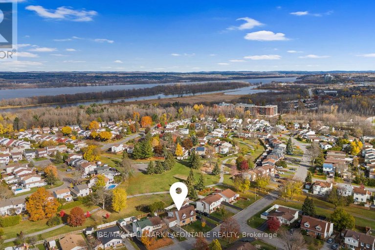 29082379/303-mockingbird-drive/chatelaine-village/ottawa/ontario/K1E2A4_2