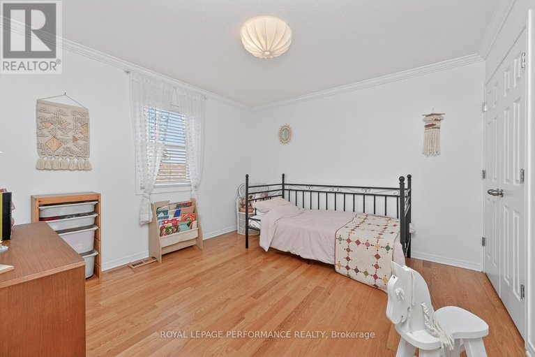 29661849/1665-frenette-street/fallingbrookgardenway-south/ottawa/ontario/K4A4L4_29