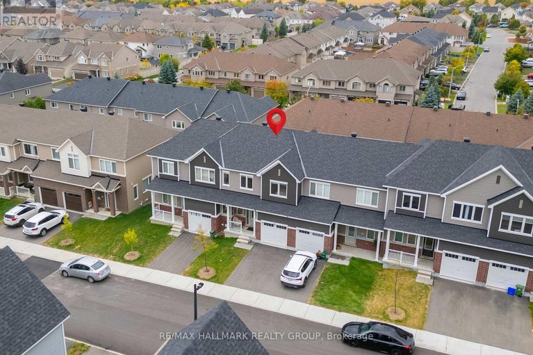 28906810/351-falsetto-street/mer-bleuebradley-estatesanderson-park/ottawa/ontario/K1W0S6_1