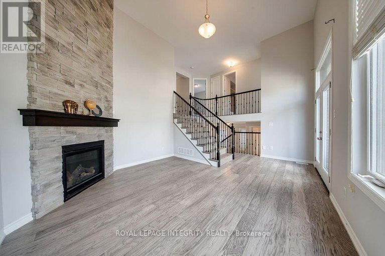 28613041/405-aphelion-crescent/half-moon-bay/ottawa/ontario/K2J6N6_25