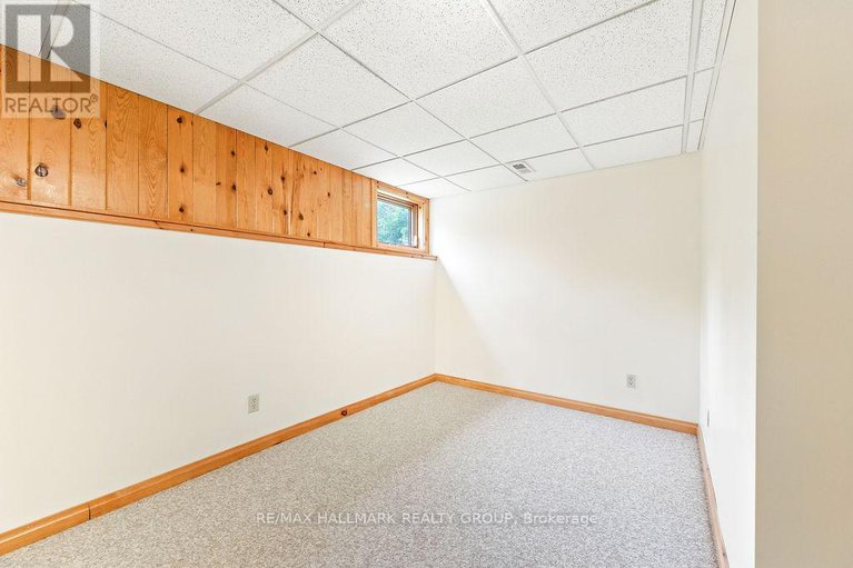 28550046/206-deerwood-drive/fitzroy-ward-south-west/ottawa/ontario/K0A2H0_24