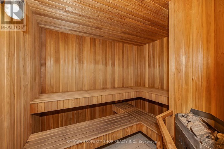 28507200/1209-242-rideau-street/sandy-hill/ottawa/ontario/K1N0B7_15