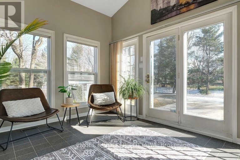 29581812/1263-randboro-crescent/navan/ottawa/ontario/K4B1K7_23